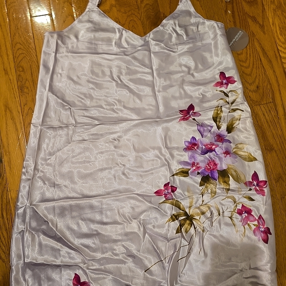 Valerie Stevens Purple Floral Night Gown  Slip Dress